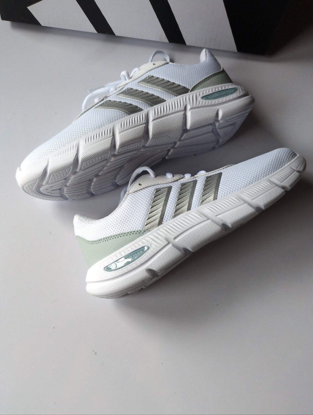 NIB Adidas Cloudfoam Flex With Laces White Sz 7.5 Womens